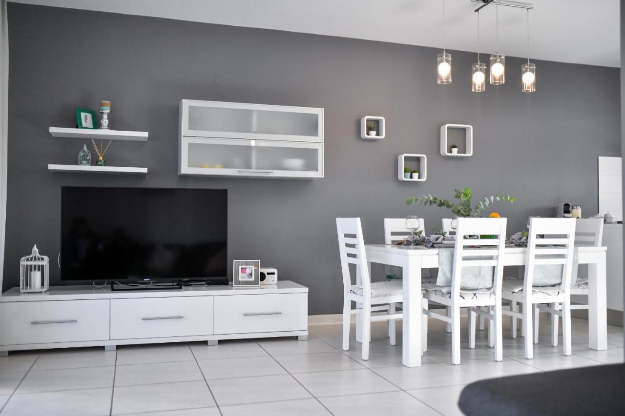 فيلا Deluxe Triplex Antea Sukošan المظهر الخارجي الصورة