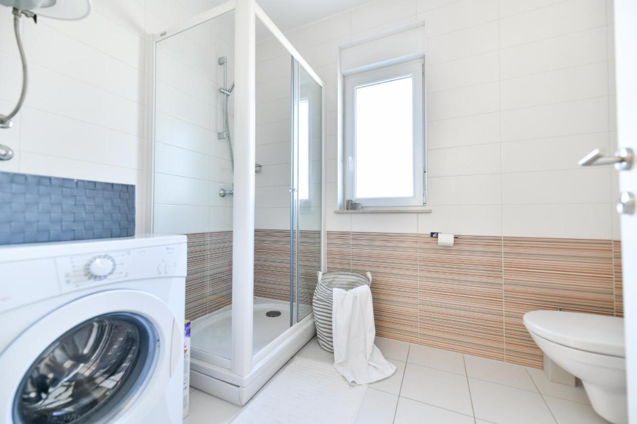 فيلا Deluxe Triplex Antea Sukošan المظهر الخارجي الصورة